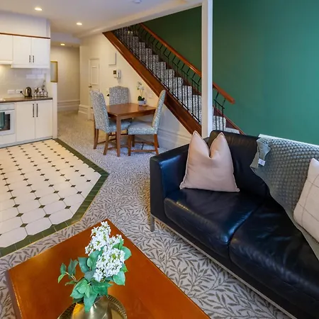 Beauty In The Cbd - 1Bed Free Parking Pool Appartement
